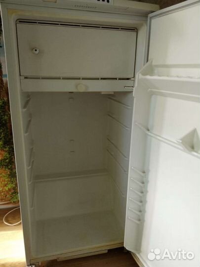 Холодильник бу маленький