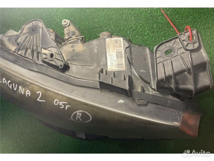 Фара правая Renault Laguna 1.9 2005