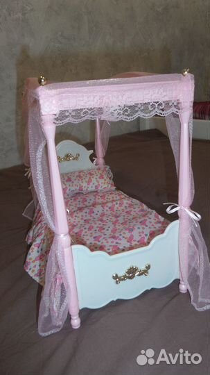 Кровать для кукол