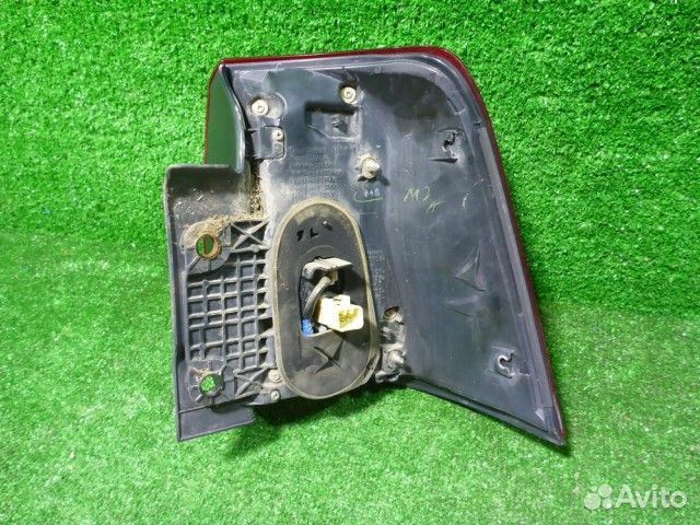 Фонарь левый Toyota Land Cruiser (200) с 2008г