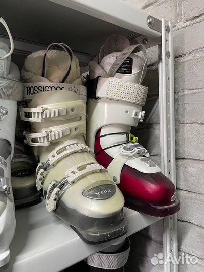 Горнолыжные ботинки женские