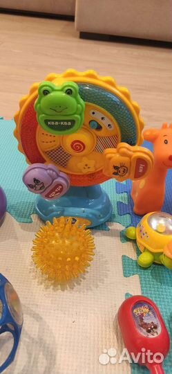 Игрушки для малыша пакетом