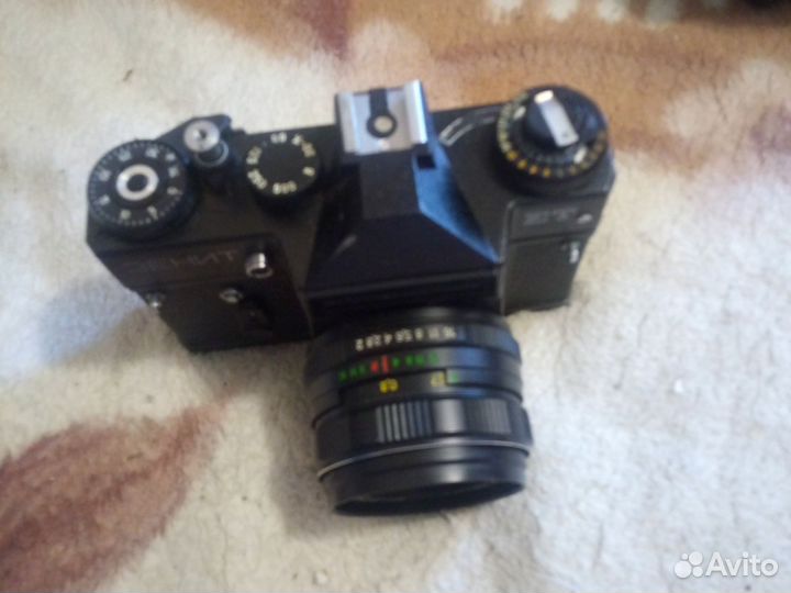 Плёночный фотоаппарат зенит ет