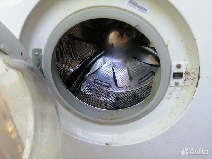 Стиральная машина Indesit w84tx на запчасти