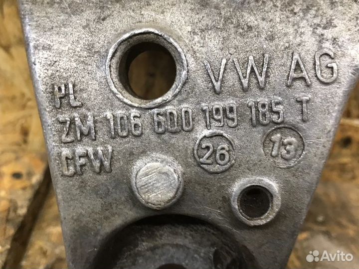 Кронштейн подушки двс Volkswagen Polo седан 1.6