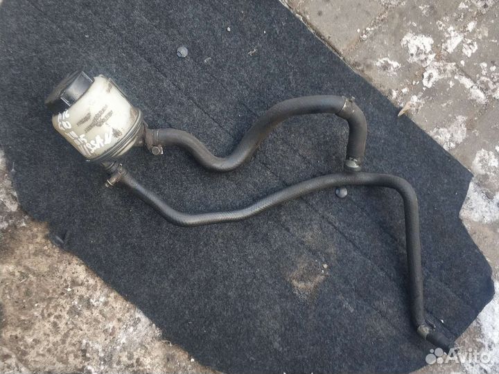 Бачок гур Ниссан Альмера А16, Санни в15, вингроуд