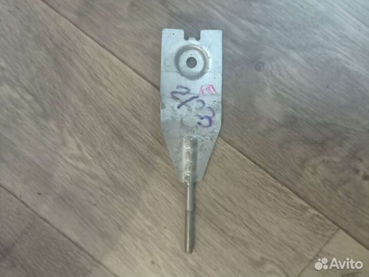 Стяжка крепления планки акб Нива Шевроле