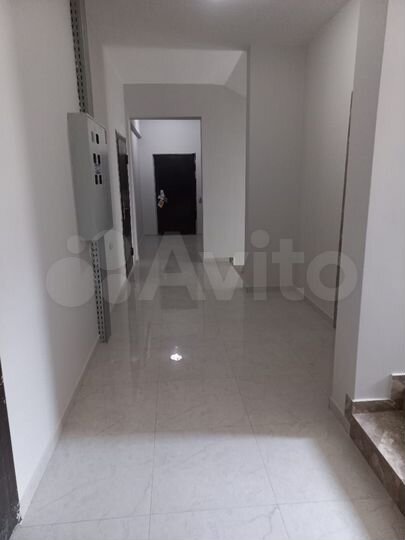 2-к. квартира, 63 м², 3/10 эт.