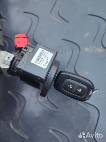 Замок зажигания Renault Duster