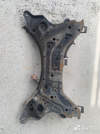 Подрамник передний Hyundai Sonata YF G4KJ 2012