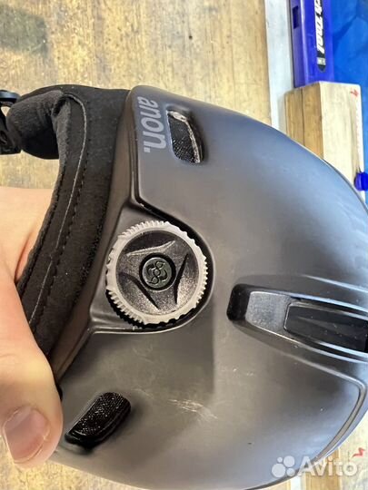 Шлем горнолыжный