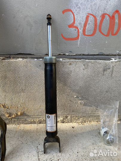 Пневмостойка в сборе jeep grand cherokee wk2