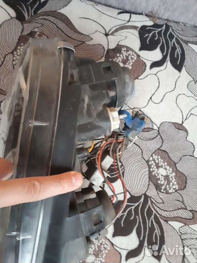 Правая фара гольф 4 черная линза