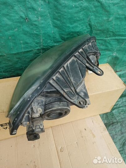 Фара левая для FAW V5 2013-2017 г