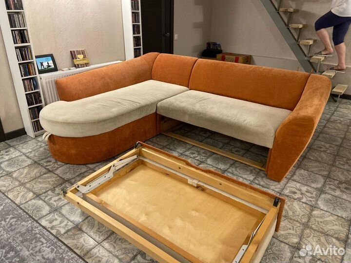 Перетяжка мягкой мебели