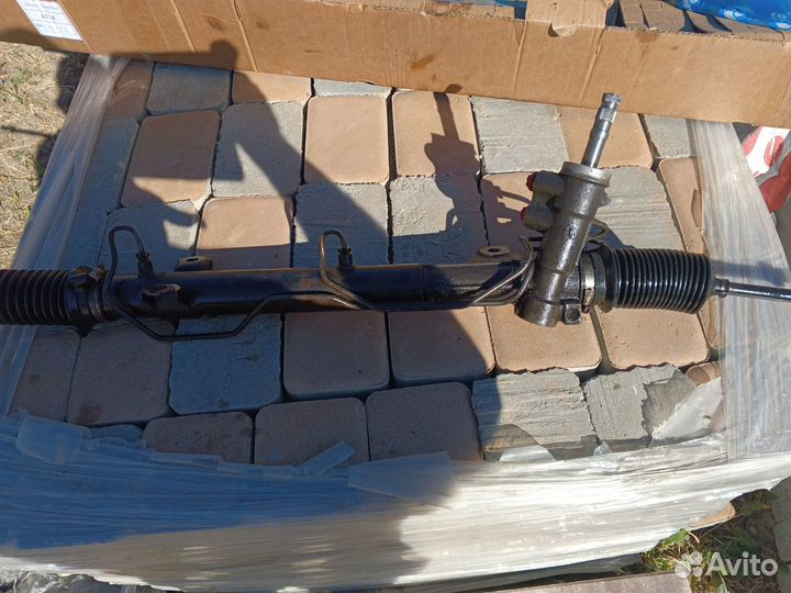 Рулевая рейка dodge caravan 4