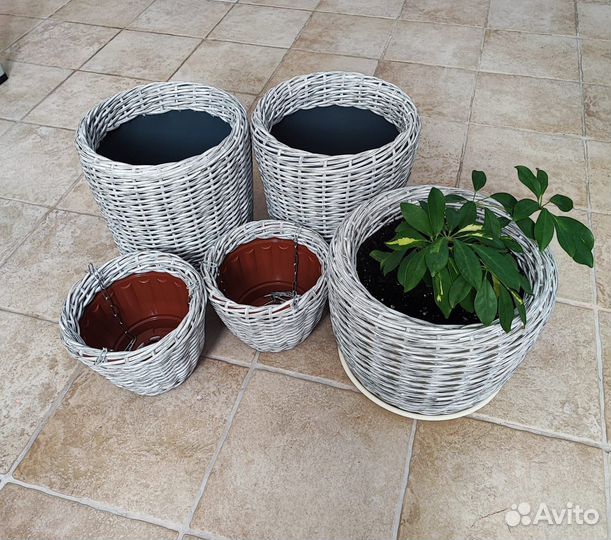 Кашпо из ротанга