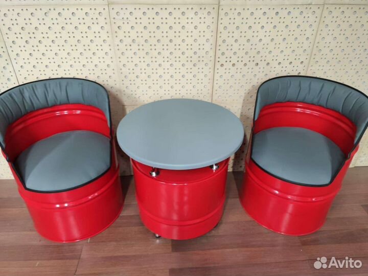 Стол из бочки