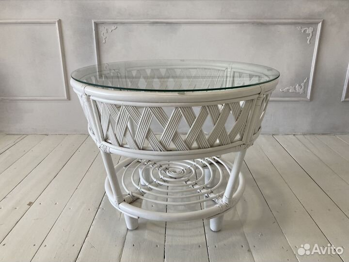 Комплект мебели из ротанга с трехместным диваном