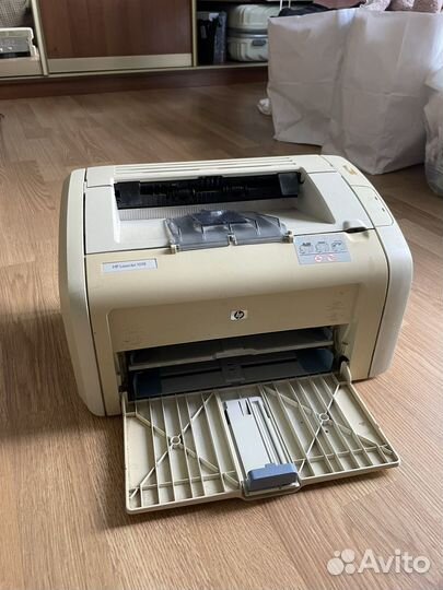 Принтер HP laserjet 1018
