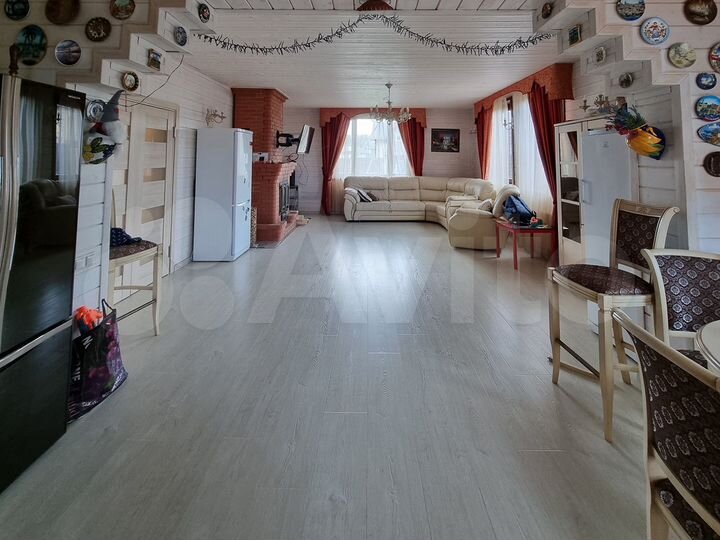 Коттедж 245 м² на участке 15,8 сот.