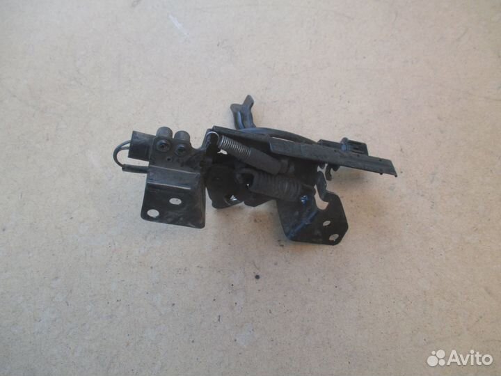 Замок капота Kia RIO 4 2017