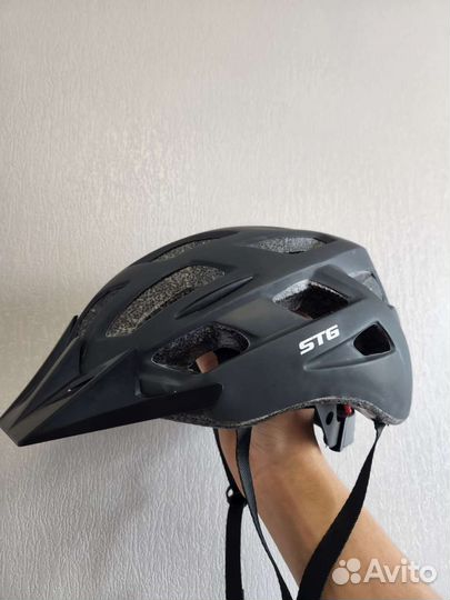 Велошлем взрослый