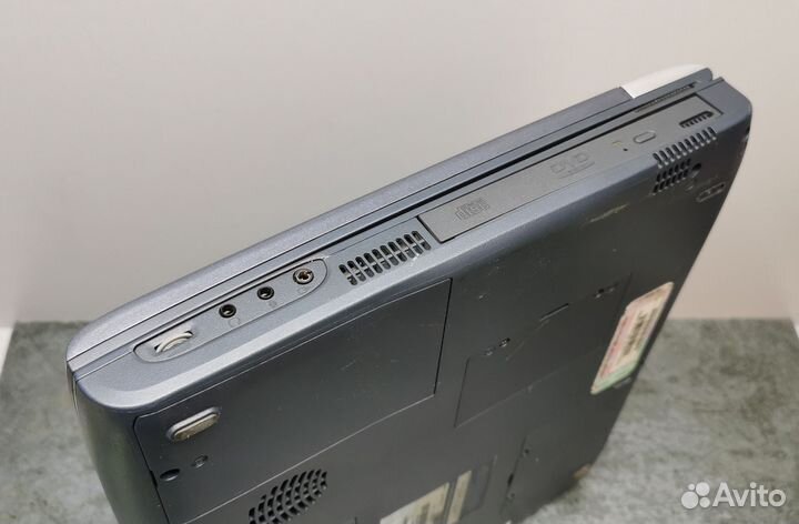 Ретро ноутбук Toshiba satellite 2805