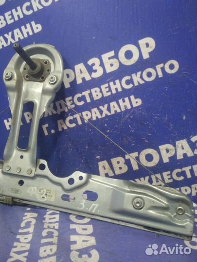 Задний правый стеклоподъемник Ford Focus 3 седан