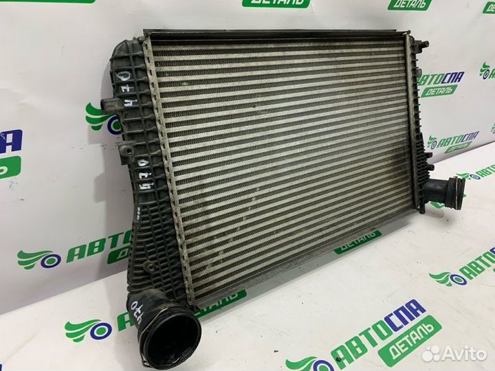 Интеркулер Volkswagen Golf 5 BLG 2007