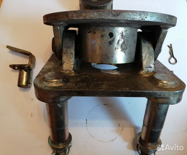 Седло для буксировки полуприцепов эвакуатором