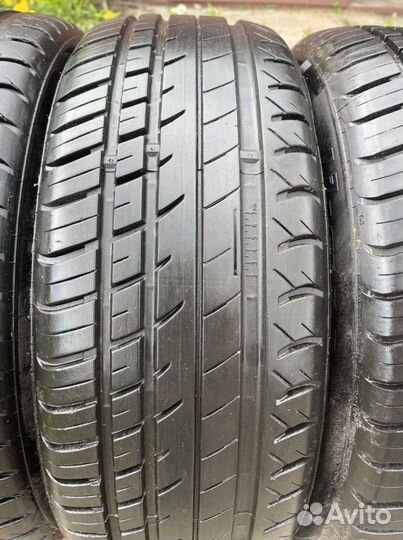 Viatti Strada Asimmetrico 205/55 R16