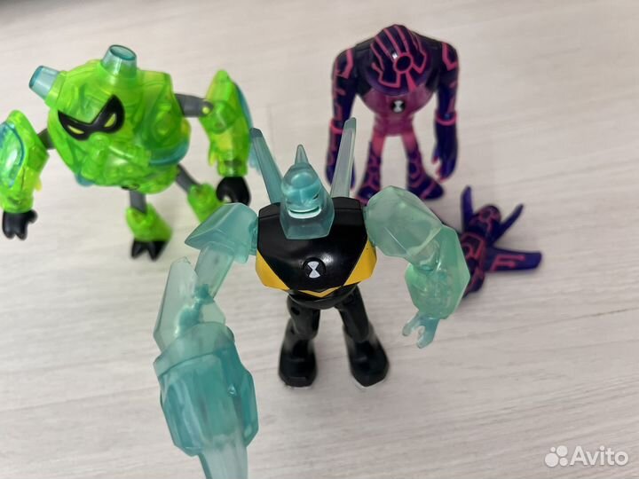 Ben 10 игрушки