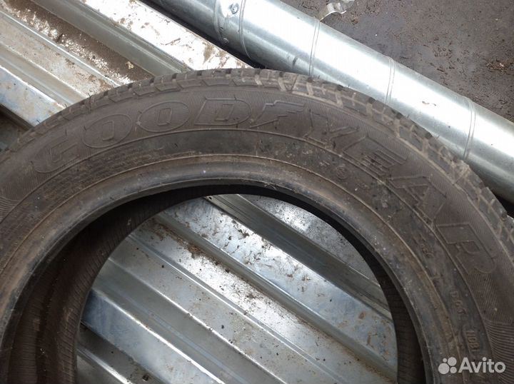 Goodyear Eagle NCT5 215/55 R16