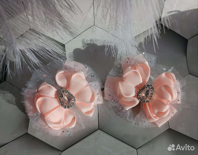 Резиночки,заколочки,бантики для волос ручной работ