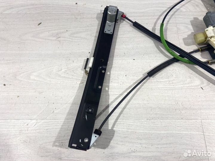 Стеклоподъёмник передний правый Ford Mondeo 4