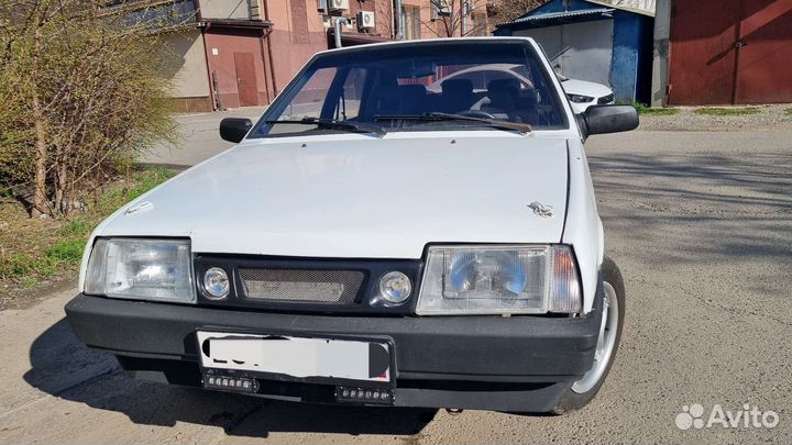 Решотка радиатора с птф для ваз 2109 (обмен)