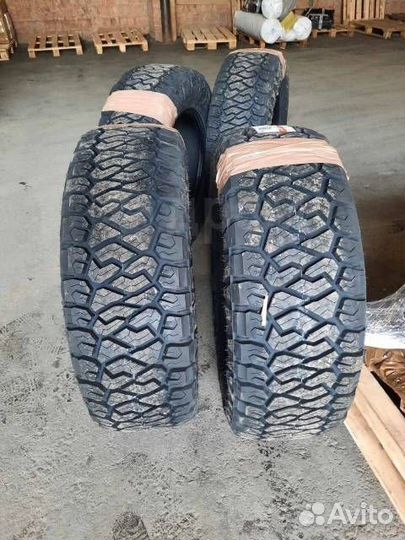 Maxxis AT-811 Razr AT 31/10.5 R15