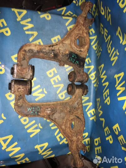 Нижний рычаг передней подвески Mercedes W210