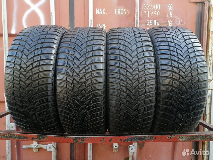 Bridgestone Blizzak LM-001 Evo 225/50 R17