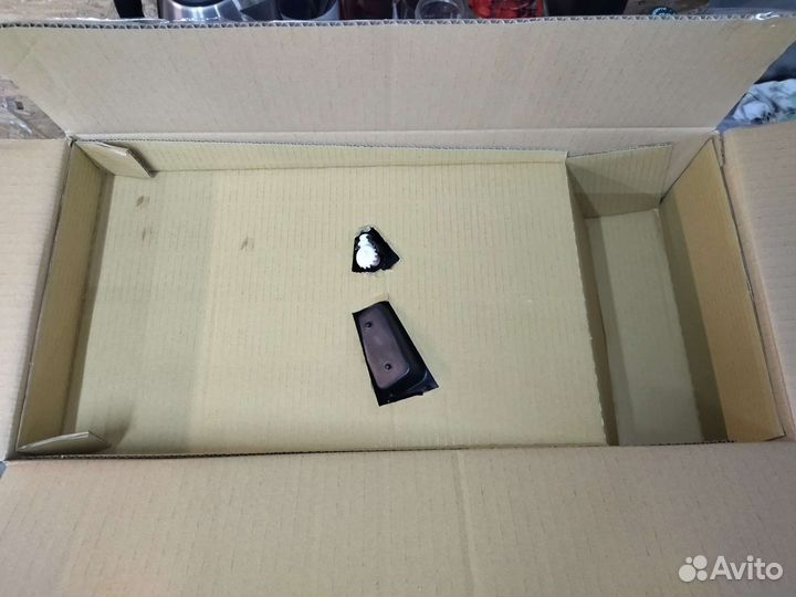 Фара левая Chevrolet Aveo T300 2011