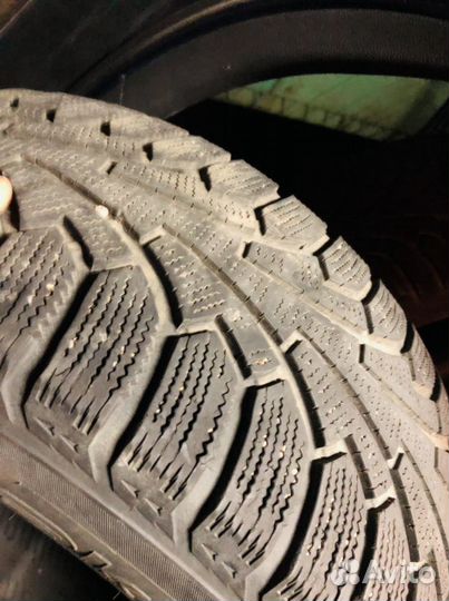 Nokian Tyres Hakkapeliitta 9 SUV 225/55 R16
