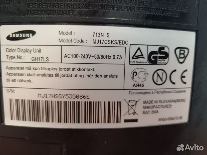 Монитор Samsung