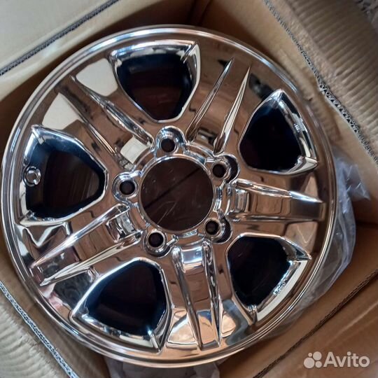 Диски литые хромированные на Toyota