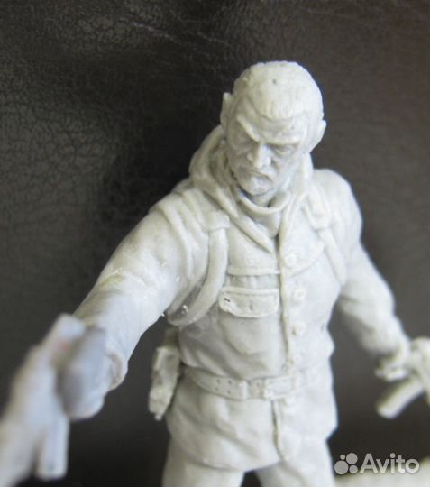 Фигурка сталкера 