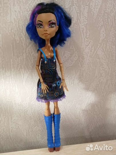 Кукла Монстер Хай клодин вульф, лагуна