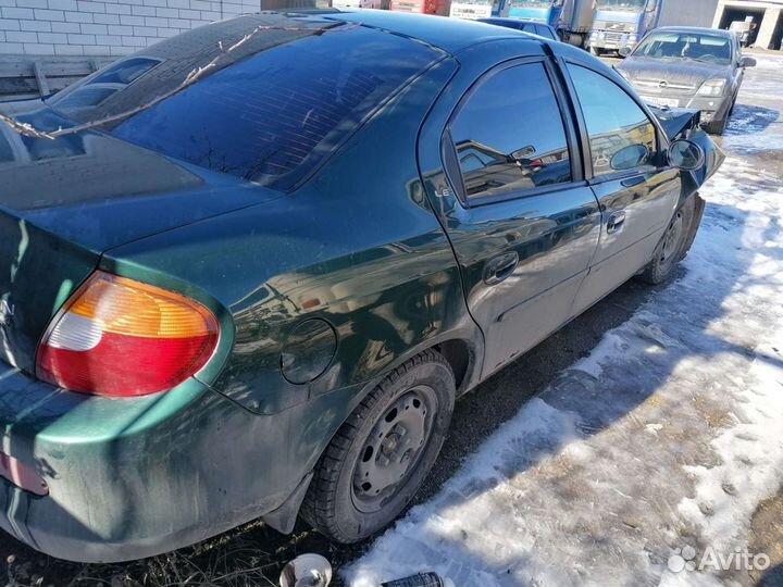 Chrysler Neon 2.0 МТ, 2000, битый, 140 000 км