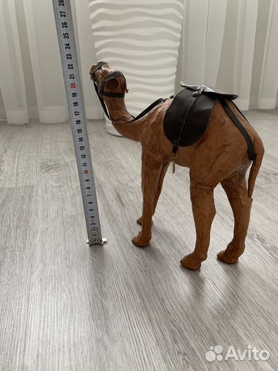 Верблюд из папье маше