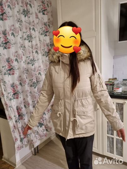 Куртка женская Bershka, парка