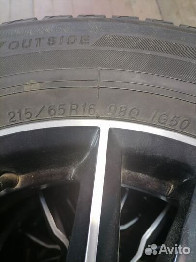 Yokohama Ice Guard IG50+ 215/65 R16